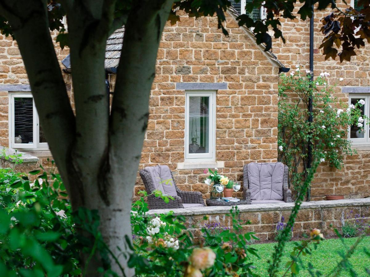 Climbing Rose Cottage - Dog Friendly - Peaceful Cotswold Cottage Adlestrop Exterior photo