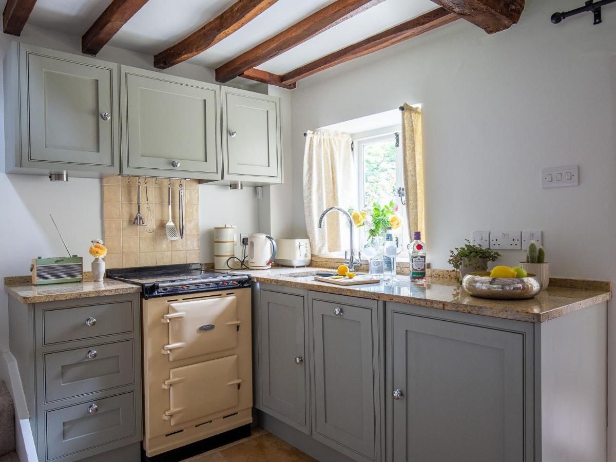 Climbing Rose Cottage - Dog Friendly - Peaceful Cotswold Cottage Adlestrop Exterior photo