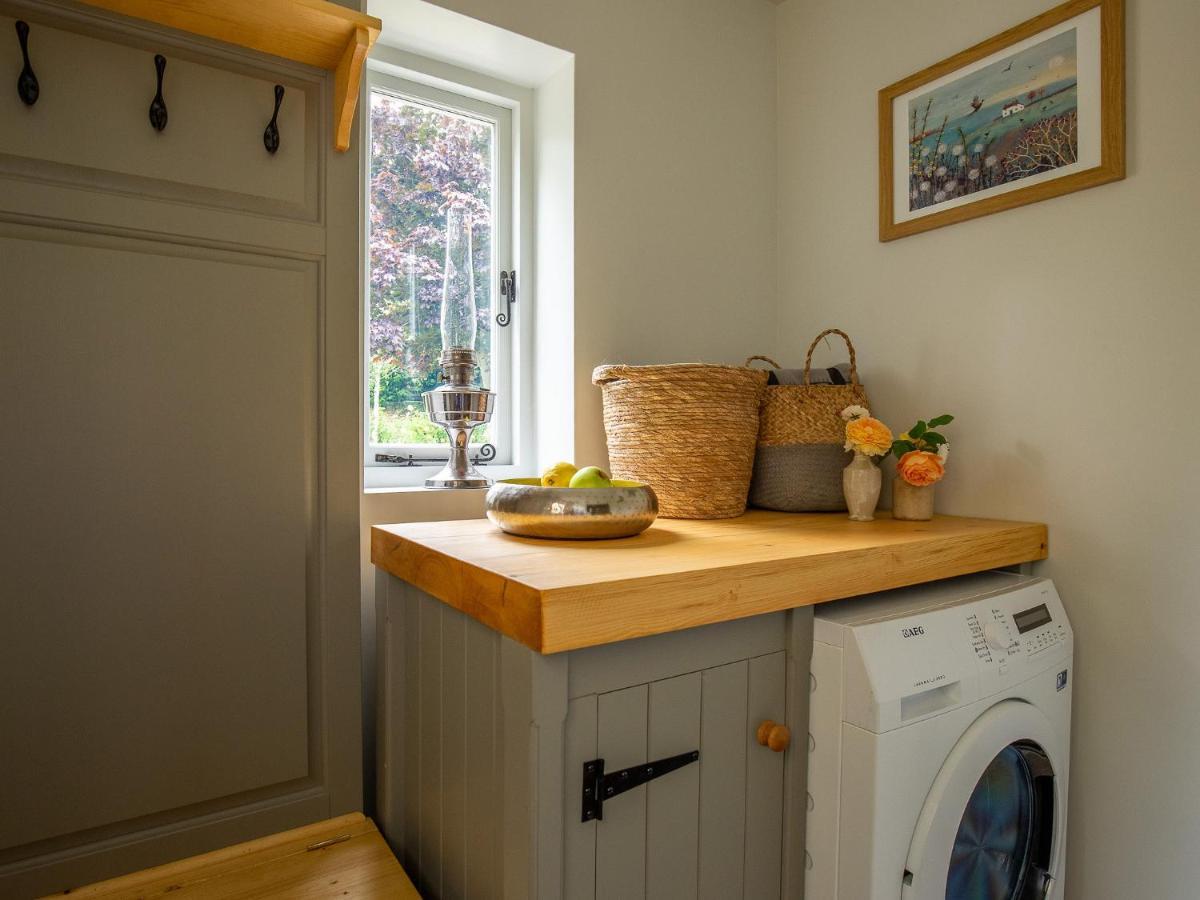 Climbing Rose Cottage - Dog Friendly - Peaceful Cotswold Cottage Adlestrop Exterior photo